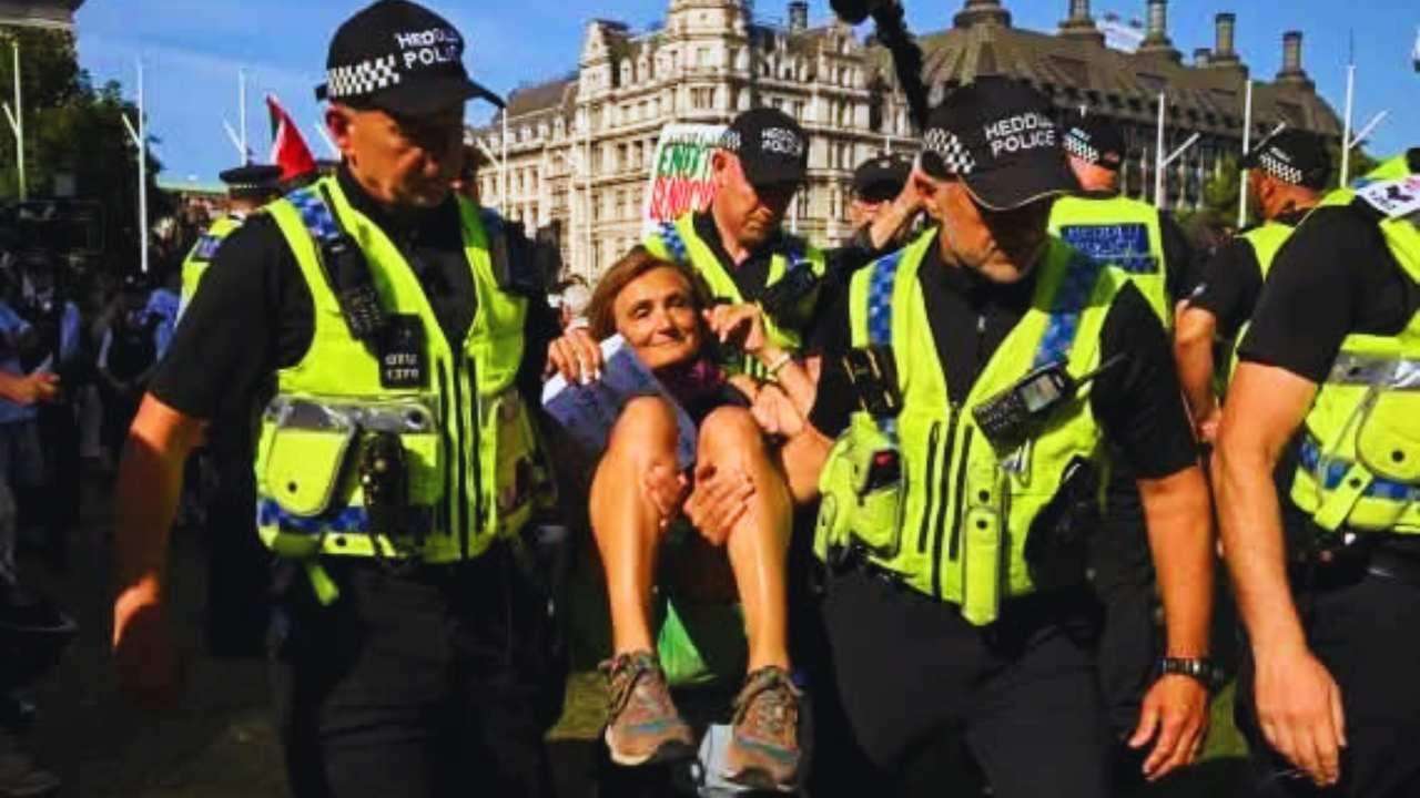 UK's Terror Law Fails, Hits Labour.jpg